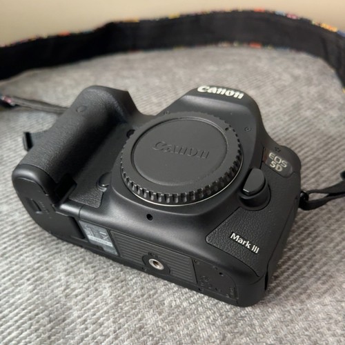 Canon eos mark iii 3mp - eos,